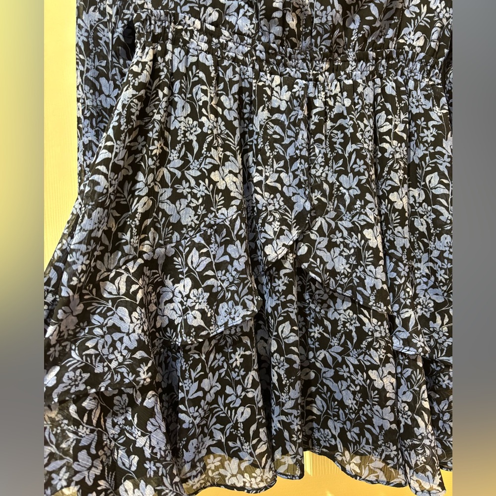 MINKPINK Floral Dress - Picture 5 of 8